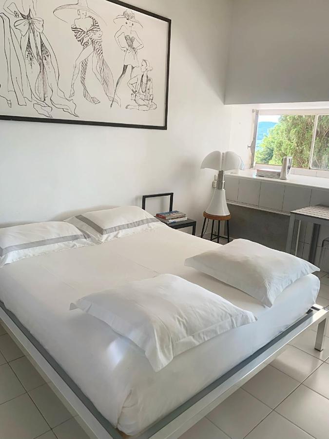 Elegant Studio Et Parking Dans Batiment Historique Saint-Tropez Exterior photo