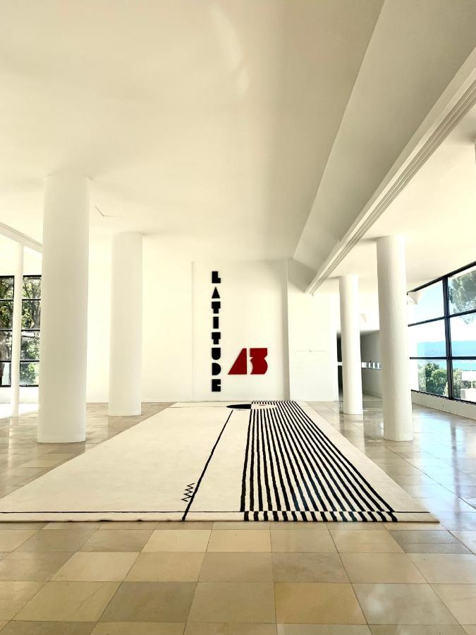 Elegant Studio Et Parking Dans Batiment Historique Saint-Tropez Exterior photo