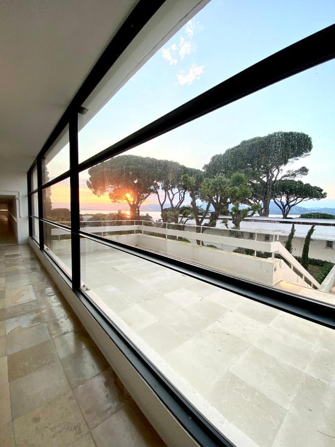 Elegant Studio Et Parking Dans Batiment Historique Saint-Tropez Exterior photo